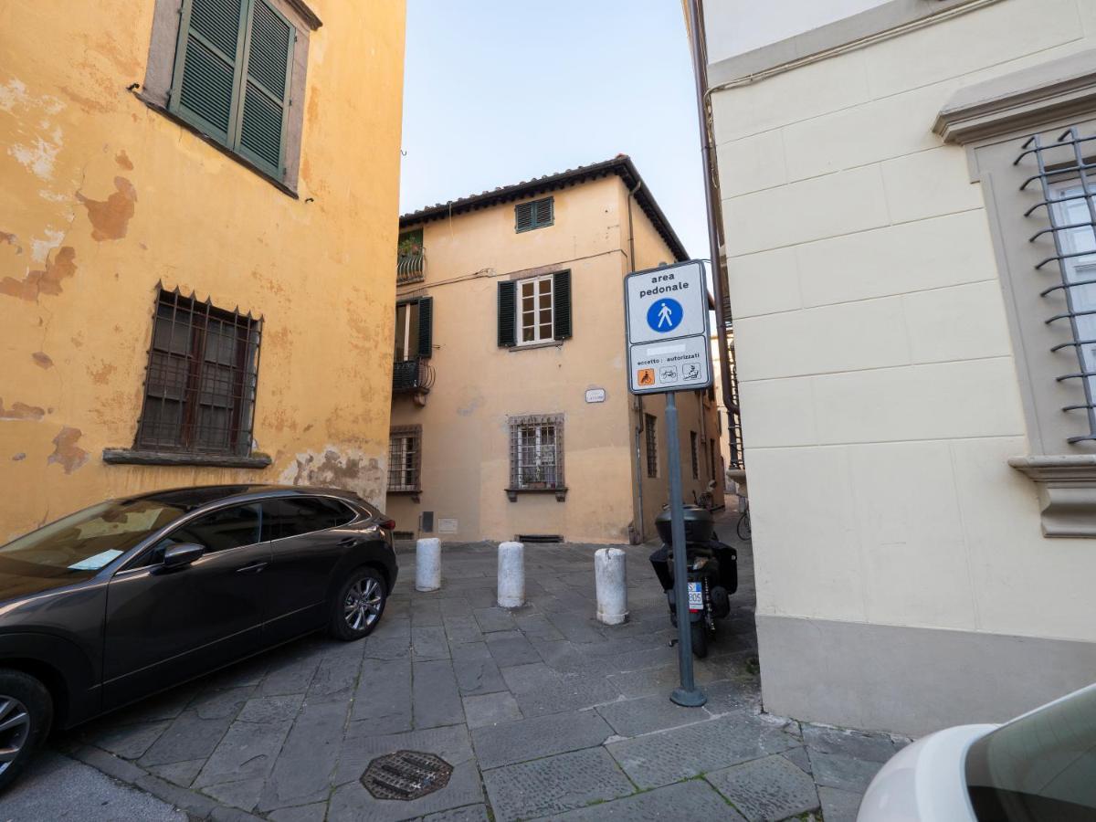 Luxury - Elegante Appartamento Nel Cuore Di Lucca Eksteriør billede