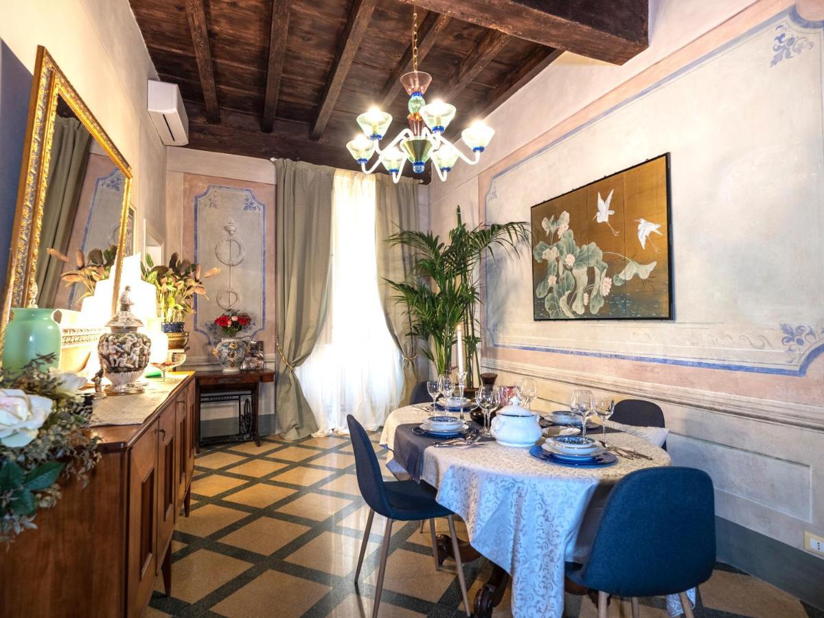 Luxury - Elegante Appartamento Nel Cuore Di Lucca Eksteriør billede